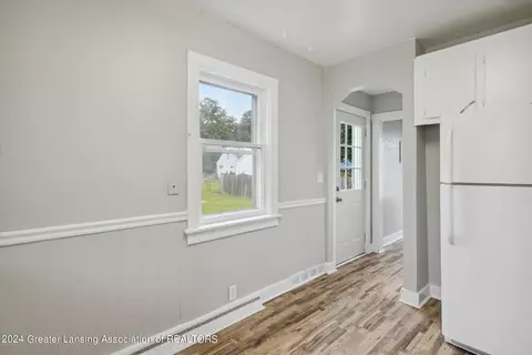 809 E Cavanaugh Rd, Lansing, MI 48910 photo 19