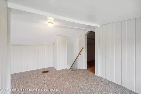 809 E Cavanaugh Rd, Lansing, MI 48910 photo 23