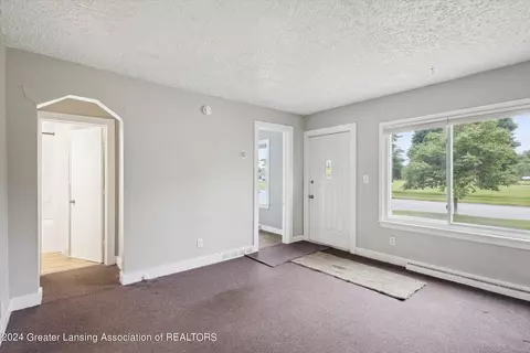 809 E Cavanaugh Rd, Lansing, MI 48910 photo 10