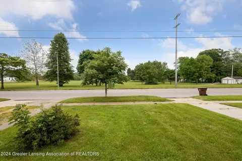 809 E Cavanaugh Rd, Lansing, MI 48910 photo 33