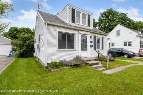 809 E Cavanaugh Rd, Lansing, MI 48910 photo 2