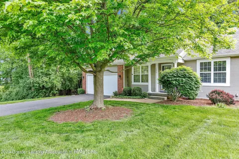 16675 Austin Way, East Lansing, MI 48823