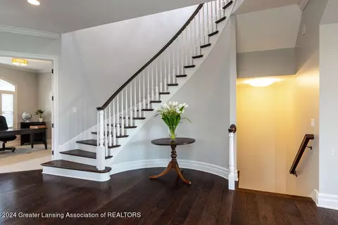 Entry Way - 11880 Murano Dr, Dewitt, MI 48820 photo 5 of 17