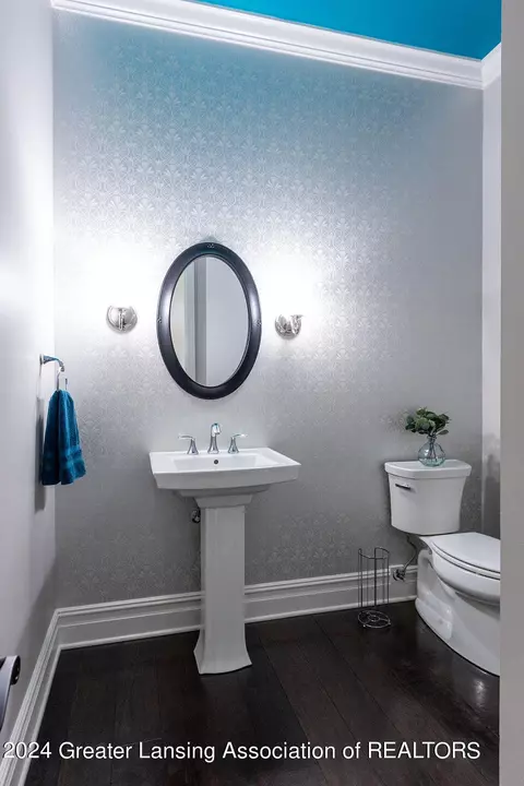 Bath - 11880 Murano Dr, Dewitt, MI 48820 photo 1 of 11