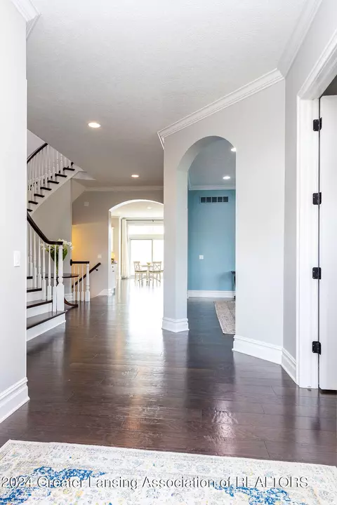 Entry Way - 11880 Murano Dr, Dewitt, MI 48820 photo 2 of 17