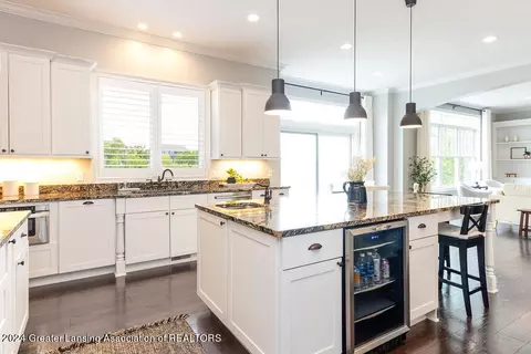 Kitchen - 11880 Murano Dr, Dewitt, MI 48820 photo 14 of 14