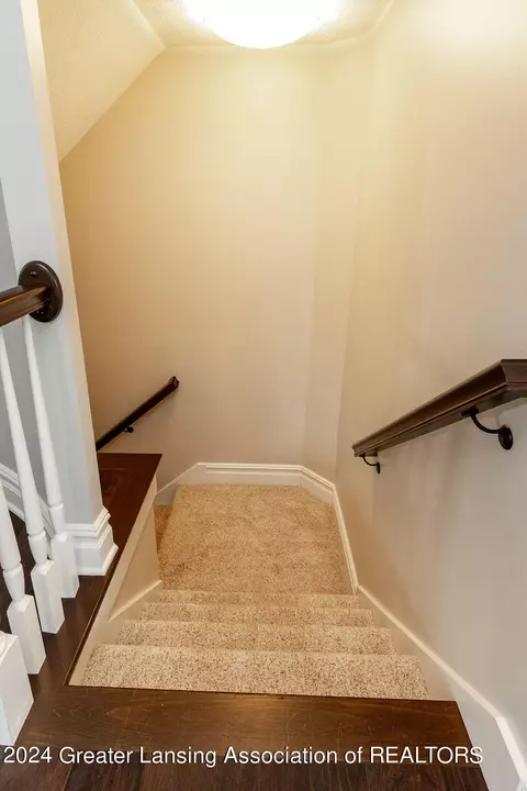 Entry Way - 11880 Murano Dr, Dewitt, MI 48820 photo 15 of 17