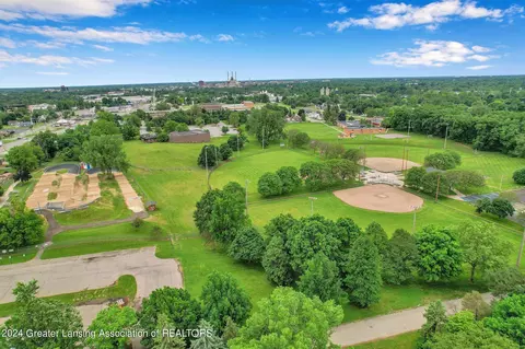View/Area - 514 Chilson Ave, Lansing, MI 48906 photo 6 of 7