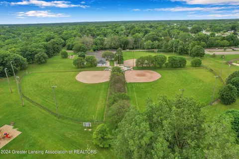 View/Area - 514 Chilson Ave, Lansing, MI 48906 photo 5 of 7