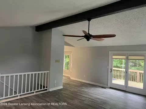 5411 Marsh Rd, Haslett, MI 48840 photo 6