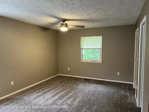5411 Marsh Rd, Haslett, MI 48840 photo 16