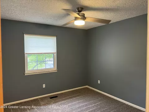 5411 Marsh Rd, Haslett, MI 48840 photo 13