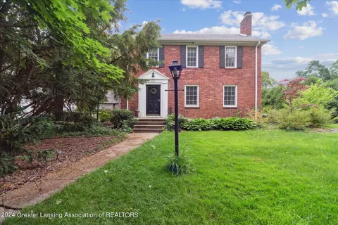 321 Kensington Rd, East Lansing, MI 48823