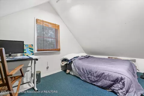 Bedroom - 8115 N Welling Rd, Elsie, MI 48831 photo 3 of 4