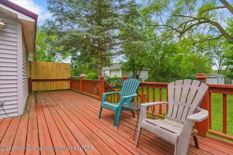 Exterior - 8115 N Welling Rd, Elsie, MI 48831 photo 4 of 5