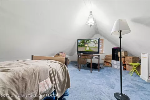 Bedroom - 8115 N Welling Rd, Elsie, MI 48831 photo 4 of 4