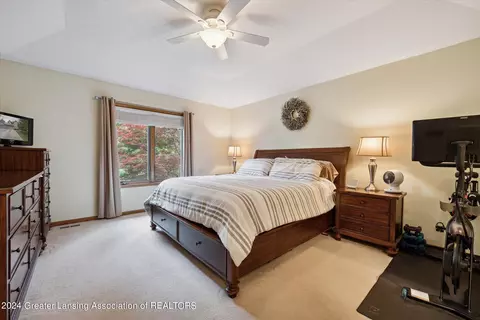3987 White Pine Dr, Dewitt, MI 48820 photo 24