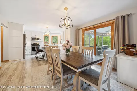 3987 White Pine Dr, Dewitt, MI 48820 photo 13