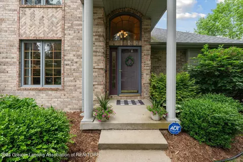 3987 White Pine Dr, Dewitt, MI 48820 photo 4