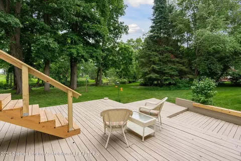 Exterior - 9948 Riverside Dr, Eagle, MI 48822 photo 9 of 13