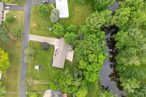 View/Area - 9948 Riverside Dr, Eagle, MI 48822 photo 3 of 5
