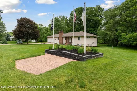 Exterior - 9948 Riverside Dr, Eagle, MI 48822 photo 3 of 13