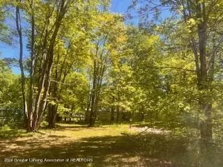2763 Azalea Ln, Harrison, MI 48625 photo 6