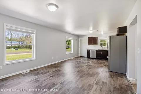 210 Morningside Dr, Leslie, MI 49251 photo 11