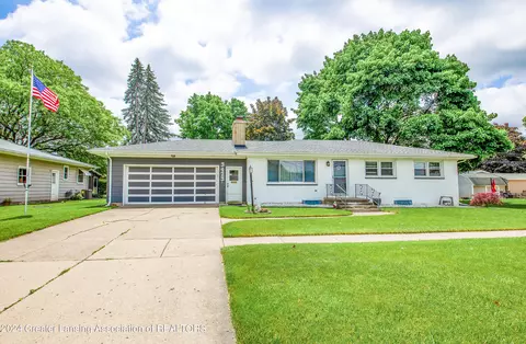 3423 W Willow St, Lansing, MI 48917