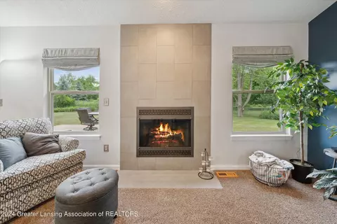 Living - 9147 Coleman Rd, Haslett, MI 48840 photo 3 of 3