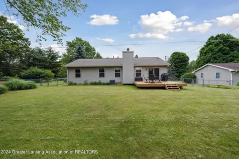 Exterior - 9147 Coleman Rd, Haslett, MI 48840 photo 9 of 12