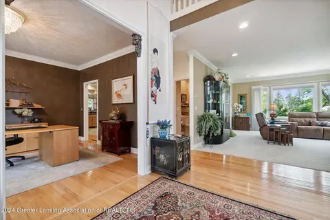 Entry Way - 4622 Malpaso Ln, Lansing, MI 48917 photo 2 of 4