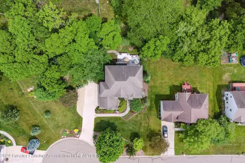 View/Area - 4622 Malpaso Ln, Lansing, MI 48917 photo 5 of 9