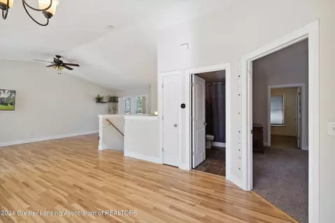 Entry Way - 5975 Harvey St, Haslett, MI 48840 photo 3 of 6