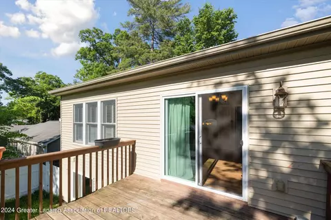 Exterior - 5975 Harvey St, Haslett, MI 48840 photo 4 of 8