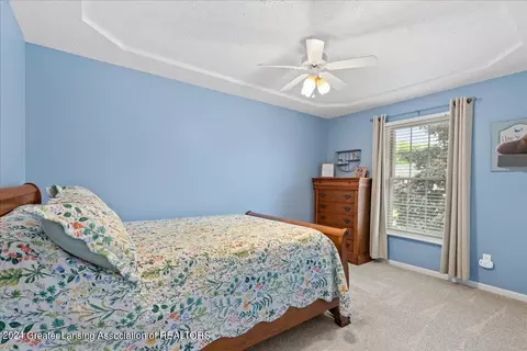 716 Fieldview Dr, Grand Ledge, MI 48837 photo 14