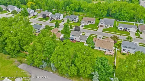 716 Fieldview Dr, Grand Ledge, MI 48837 photo 38