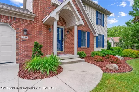 716 Fieldview Dr, Grand Ledge, MI 48837 photo 4