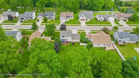 716 Fieldview Dr, Grand Ledge, MI 48837 photo 37