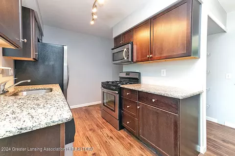 Kitchen - 6236 Beechfield Dr, Lansing, MI 48911 photo 3 of 3