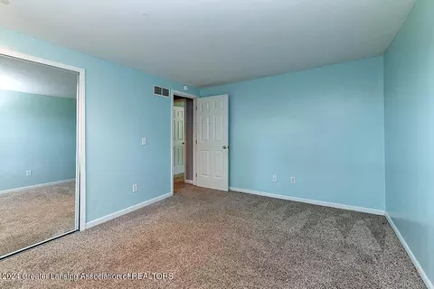 Bedroom - 6236 Beechfield Dr, Lansing, MI 48911 photo 2 of 5