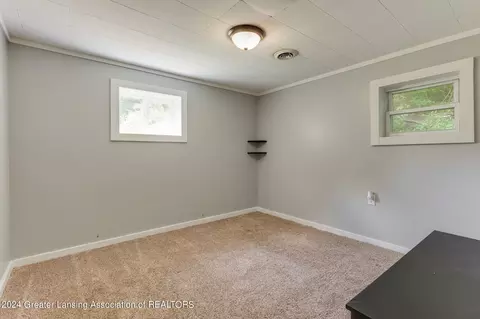 Bedroom - 11316 S Us Highway 27, Dewitt, MI 48820 photo 1 of 5