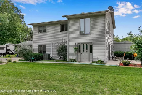 929 Dart Rd, Mason, MI 48854 photo 2