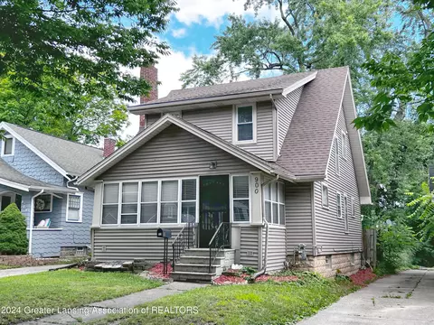 900 Cleo St, Lansing, MI 48915