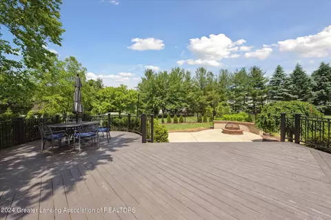 Exterior - 3400 Hidden Ridge Dr, Dewitt, MI 48820 photo 8 of 11