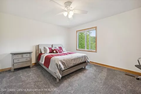 Bedroom - 3400 Hidden Ridge Dr, Dewitt, MI 48820 photo 4 of 10