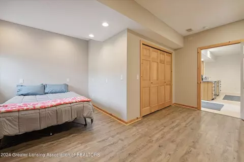 Bedroom - 3400 Hidden Ridge Dr, Dewitt, MI 48820 photo 10 of 10