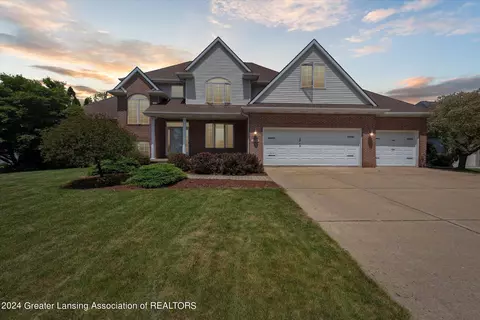 3400 Hidden Ridge Dr, Dewitt, MI 48820