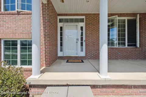 Exterior - 3400 Hidden Ridge Dr, Dewitt, MI 48820 photo 4 of 11