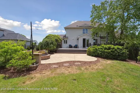 Exterior - 3400 Hidden Ridge Dr, Dewitt, MI 48820 photo 6 of 11